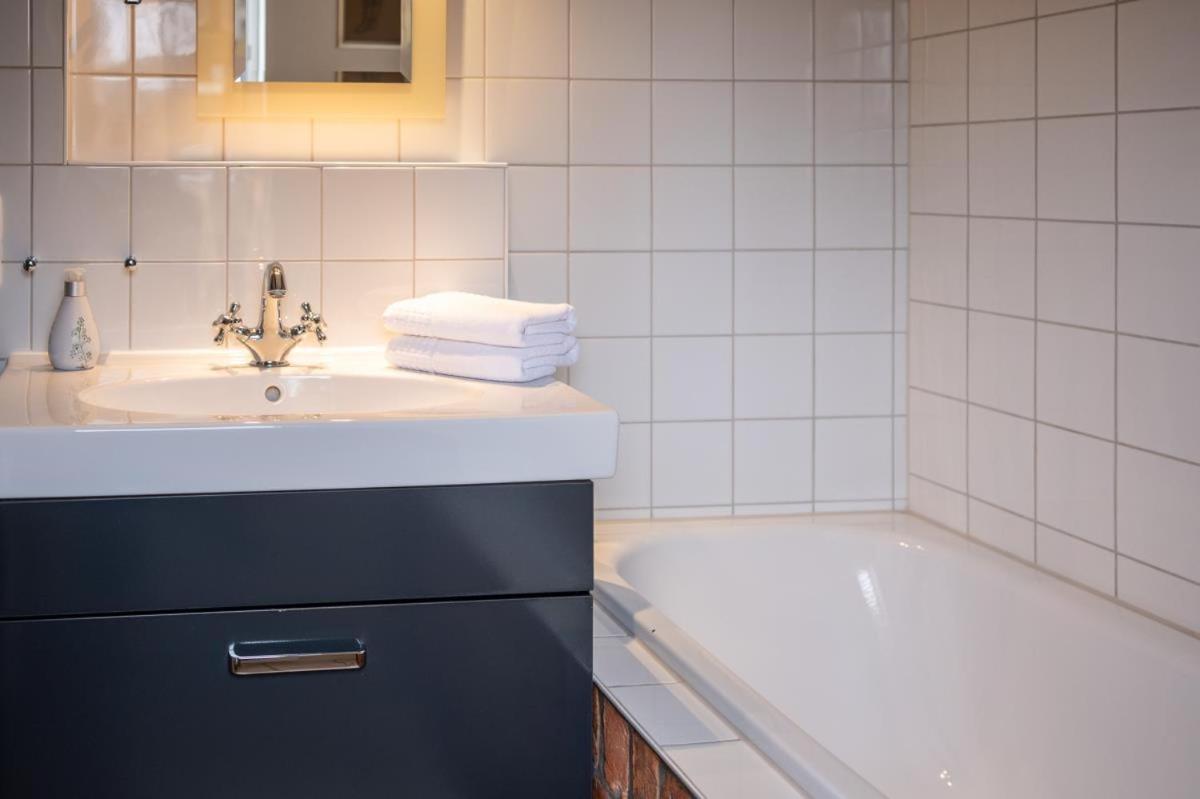 Apartmenthaus Brunnenhof Papstdorf Exteriör bild